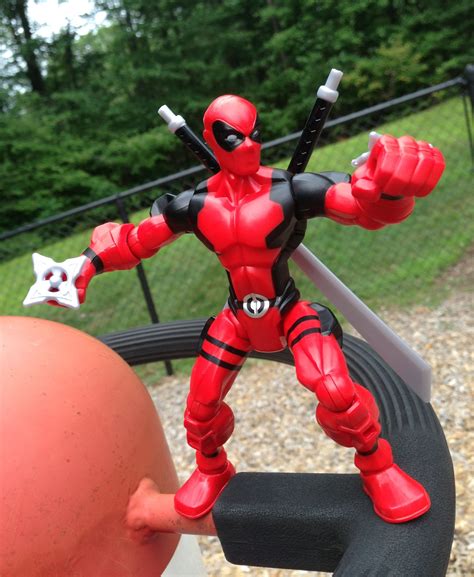 Marvel Mashers Deadpool Figure Review And Photos Marvel Toy News