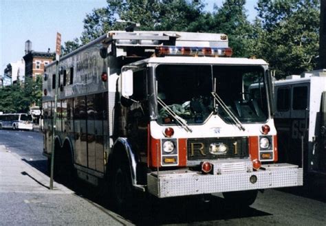 Fire Engines Photos Fdny Rescue 1 Mack Saulsbury Manhattan