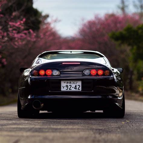 This toyota supra was for sale for nearly us$170,000, while another one sold on bringatrailer.com for $121,000. Supra MK4 👌🏼🤘🏼