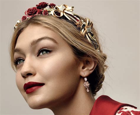 Gigi Hadid Wallpapers Pictures Images
