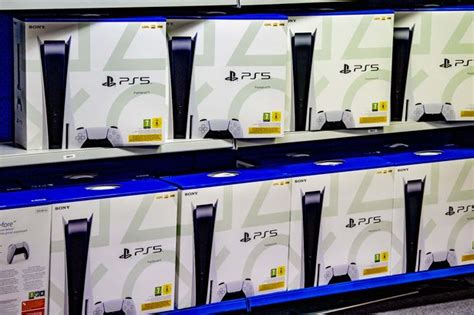 Right now we're not expecting to see any more significant uk stock alerts for ps5 consoles for the rest of 2020. PS5 stock: New GAME pre-orders expected tomorrow but Very ...