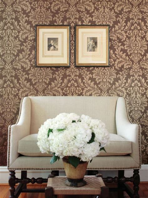 Demikian adalah ulasan tentang wallpaper dinding ruang tamu elegan, semoga bermanfaat. Ruang Tamu Bisa Lebih Elegan Dengan Wallpaper Bermotif ...