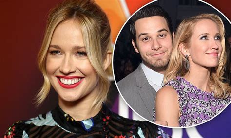 anna camp is focusing on herself after divorce from skylar astin i feel more me than i ever have