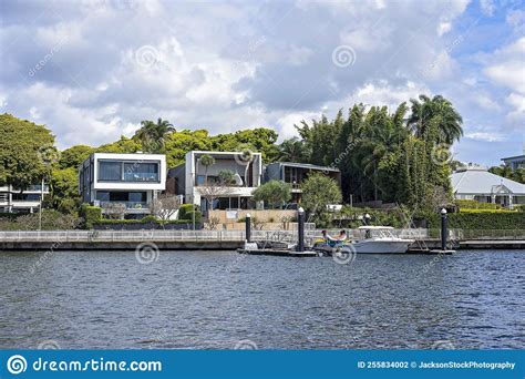 Waterfront Luxury Residences On The Brisbane River Australia Editorial