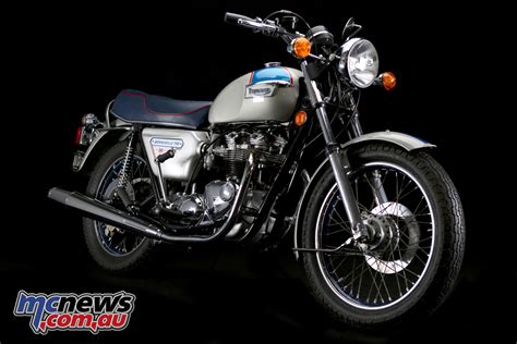 Triumph Bonneville Silver Jubilee Triumph Goes Royal Mcnews