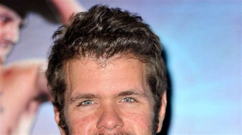 Perez Hilton Apologises For Posting Jennifer Lawrence And Victoria