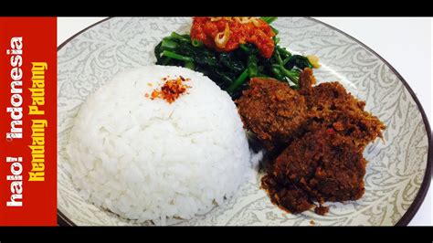 Makanan yang berasal dari padang, sumatera barat ini begitu terkenal. Resep Rendang Padang | Padang's Beef Rendang Recipe - h! Indonesia - YouTube