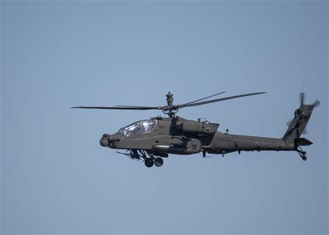Pilots Ground Troops Combine To Test Apache Helicopter Modernization