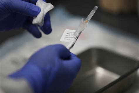 ¿quién Recibirá Primero La Vacuna Contra El Coronavirus En Estados