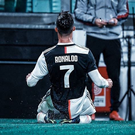 Cristiano Ronaldo Trên Instagram “cristiano Ronaldo Has Now Scored Against 17 Out Of 20