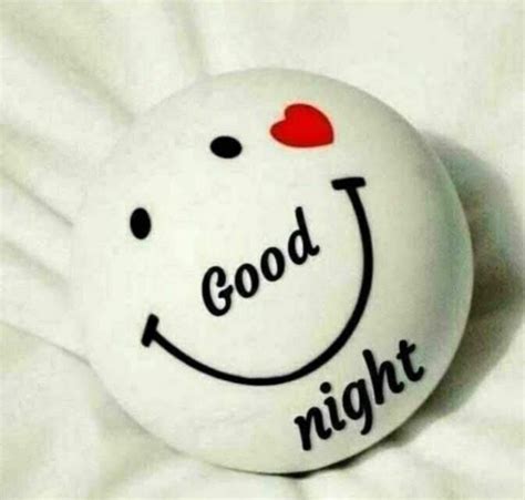 Wish Goodnight With Cute Good Night Emoji In Your Messages