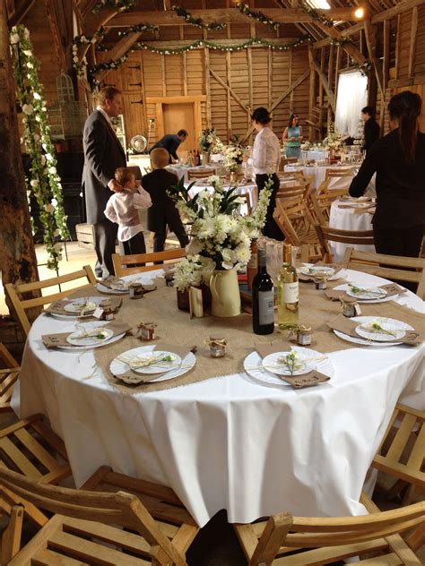 Rustic Wedding Table Decor Wedding In 2019 Round Wedding Tables