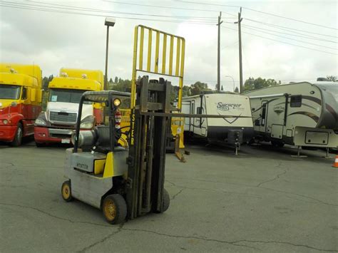 2000 Hyster S40xl Propane Powered 3 Stage Forklift