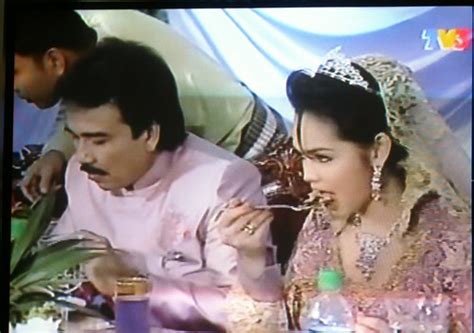 If you have, then you know how. Siti Nurhaliza Kuala Lipis wedding foto (AGAIN ...