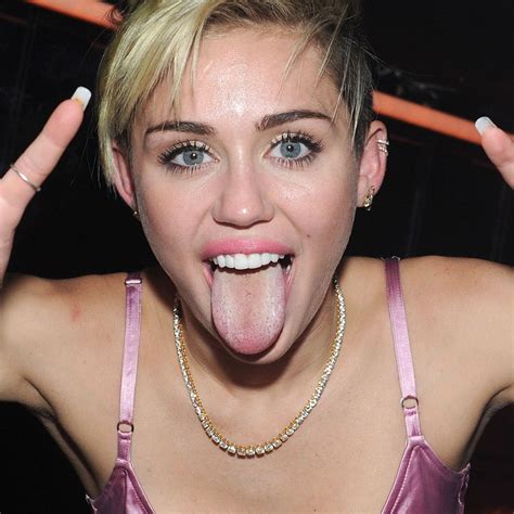 Miley Cyrus Dirty Porn Sex Pictures Pass