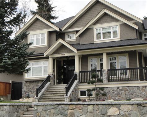 Your home's exterior colors can make the difference between memorable curb appeal and an exterior that buyers forget. Nantucket Gray | Houzz