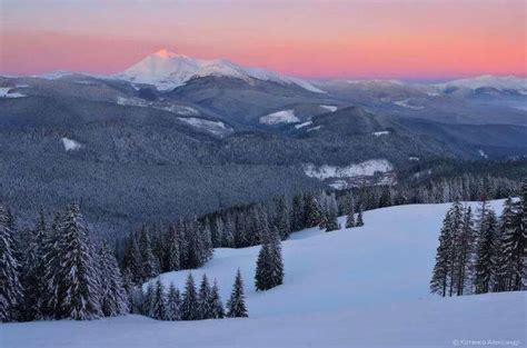 The carpathians mountains run across the political borders between half a dozen countries, which are czechia, slovakia, poland, hungary, ukraine and romania. Slovakia in Winter - XciteFun.net