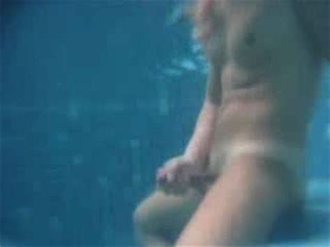 Underwater Cumshot Hotntubes Porn