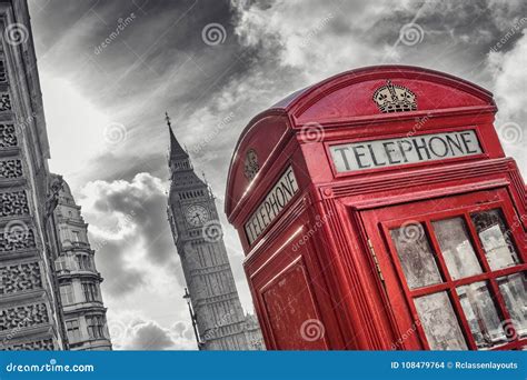 Traditionelle Rote Britische Telefonzelle Mit Big Ben In London