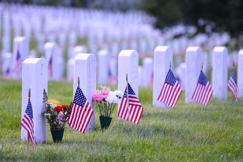 It's Memorial Day Weekend: Here's How To Fly The Flag To Honor Our ...
