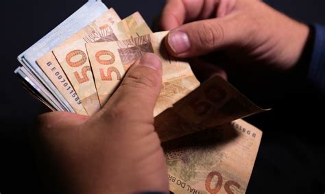 Qual O Valor De Um Terço Do Salario Minimo