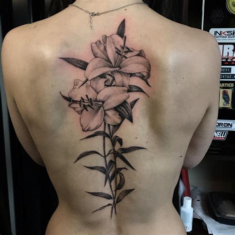 Top 65 Best Lily Tattoo Ideas 2020 Inspiration Guide Tiger Lily