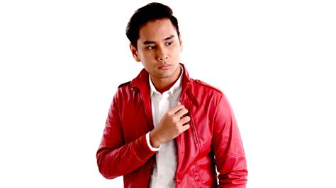 Biodata fahmi nasrulloh tiktok yang viral kesurupan. Biodata Fahmi Esmail (Mentor Legend Ajai) + Gambar Fahmi