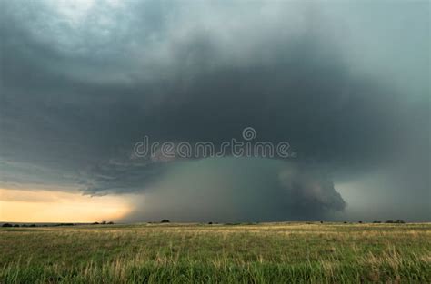 Hp High Precipitation Supercell With A Green Core Stock Photo Image