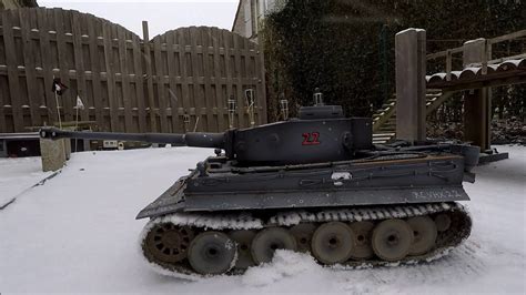 Rc Tank Tiger 1 Torro Full Metal Battle 116 Drive In The Snow Youtube