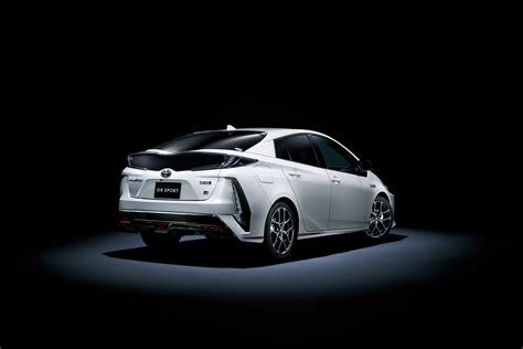 Prius Phv Gr Sport Toyota Motor Corporation Official Global Website