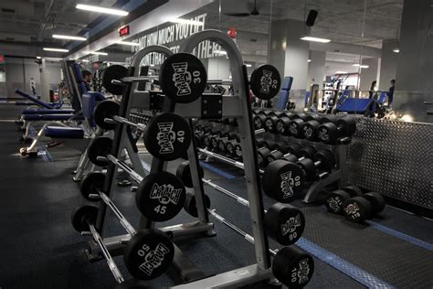 Crunch Fitness Gym At Scotts Addition Richmond Va
