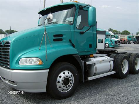 Used Day Cabs Semi Tractor Export Specialist