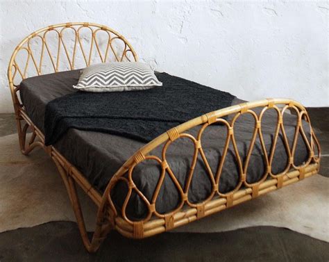 Neueste moderne designer outdoor rattan wicker stilvolle garten terrasse tagesbett pool mit harten rattan deckel buy terrasse tag bett wicker Einzelbett Doppelbett Betten Rattanbett Rattan Bett ...