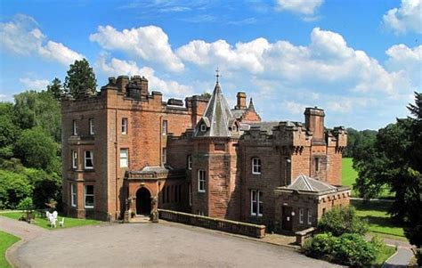 Read 7 reviews from the world's largest community for readers. 2-night Scottish country manor stay. This looks like a ...