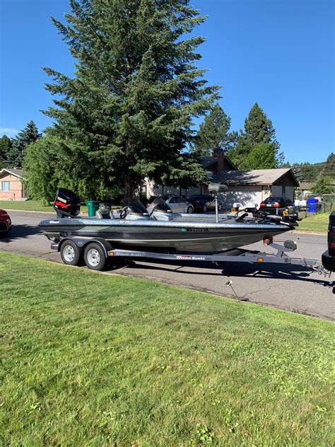 1999 Triton TR21 - Spokane Boat Show