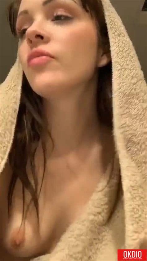 Aliya Brynn Shows Her Nude Tits Pics Gif Video My Xxx Hot Girl