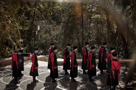 Rare Look At The World Of Jordan Royals Circassian Guards — Ap Images