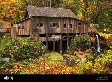 Cedar Creek Grist Mill Clark County Washington Stock Photo Alamy