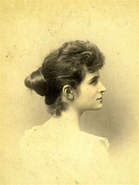 Charming Photos That Defined Women S Hairstyles From Edwardian Era Vintage Everyday