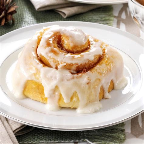 Sticky Caramel Cinnamon Rolls Recipe How To Make It Taste Of Home