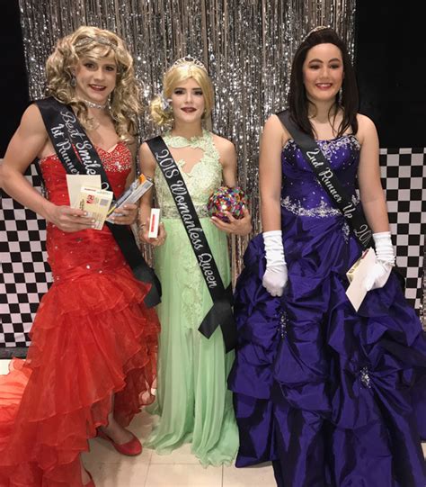 Ernest Ward Middle Holds Womanless Beauty Pageant Northescambia Com