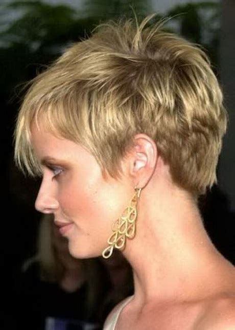 To get this fantastic haircut, all you need is your barber. Examples of short haircuts for women