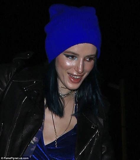 Bella Thorne Wears Odd Makeup Daily Mail Online