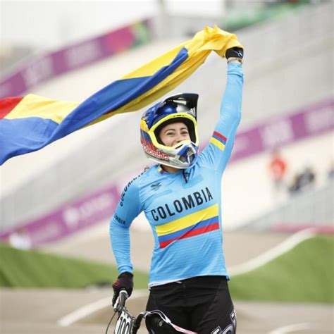 Mariana pajón ha desfondado su talento en decenas de pistas por todo el mundo. Mariana Pajón, elegida como la mejor deportista de América ...