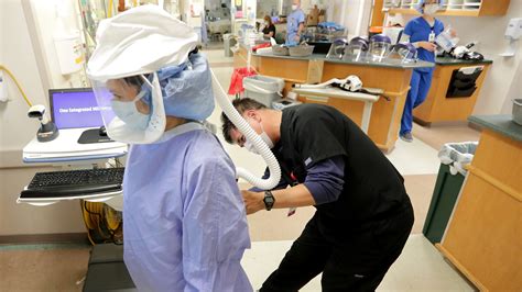 Wisconsin Coronavirus Hospitals Seek More Staff Amid Covid 19 Surge