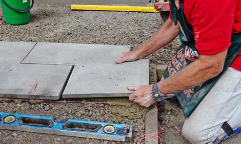 This step was really challenging because our garden area slopes in two i used a simple masonry chisel to break my pavers down to the correct size. How to lay pavers | Bunnings Warehouse, NZ