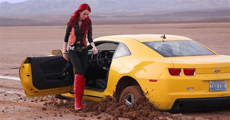 22 Hilarious Pictures Of Cars Stuck In Mud Hotcars