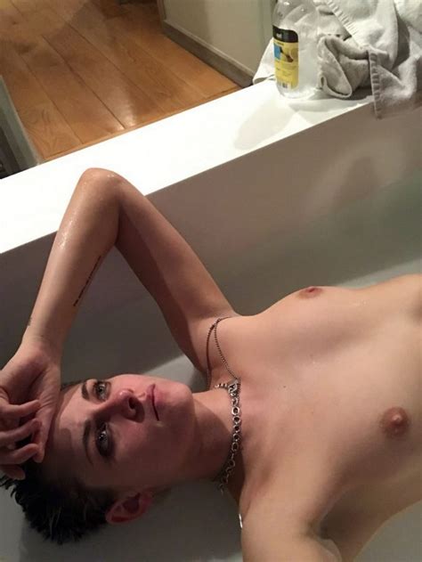 Kristen Stewart Nude Leaked Content Photos Gifs Videos