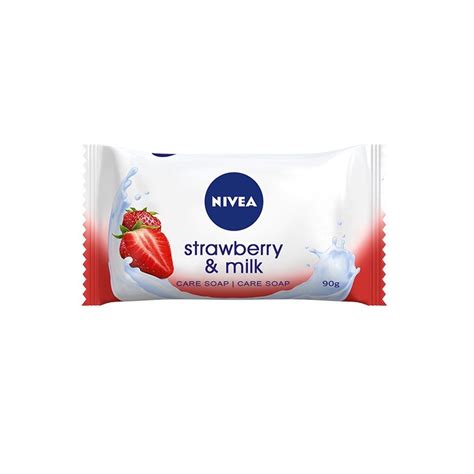It's particularly good for shaving with as it washes and moisturizes at the same time, ensuring that my legs are never left dry. NIVEA Soap Bar Strawberry & Milk 90gr