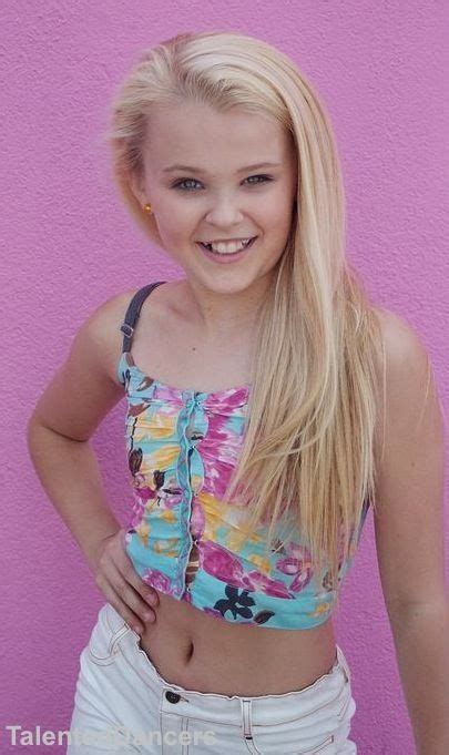 Pin by Emi s Eιтѕ on JoJo Siwa Jojo siwa Cute outfits for